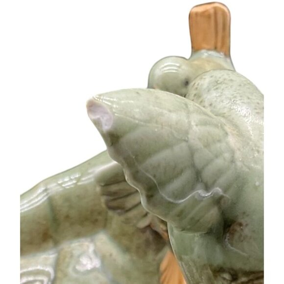 Vtg Art Pottery Ceramic Bird Feeder Sculpture Trinket Dish With Birds On Hands - Picture 6 of 6